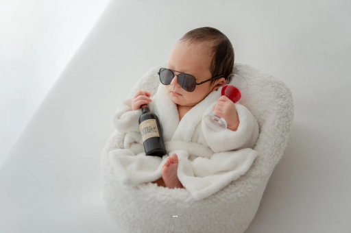 陵水宝宝被蜜蜂蛰了